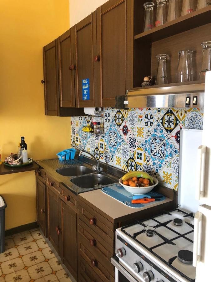 Hostel Beach House Giardini Naxos Luaran gambar