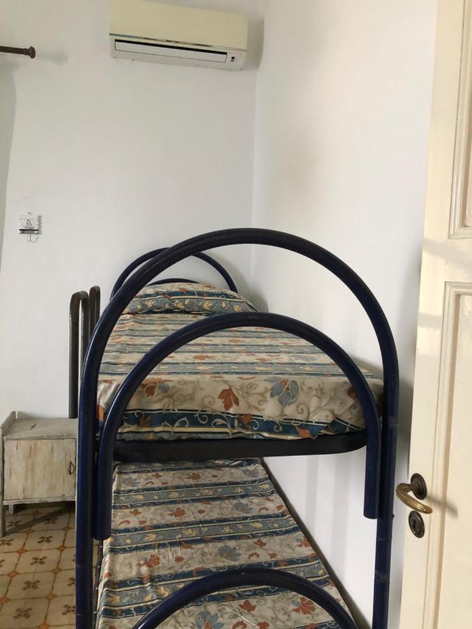 Hostel Beach House Giardini Naxos Luaran gambar